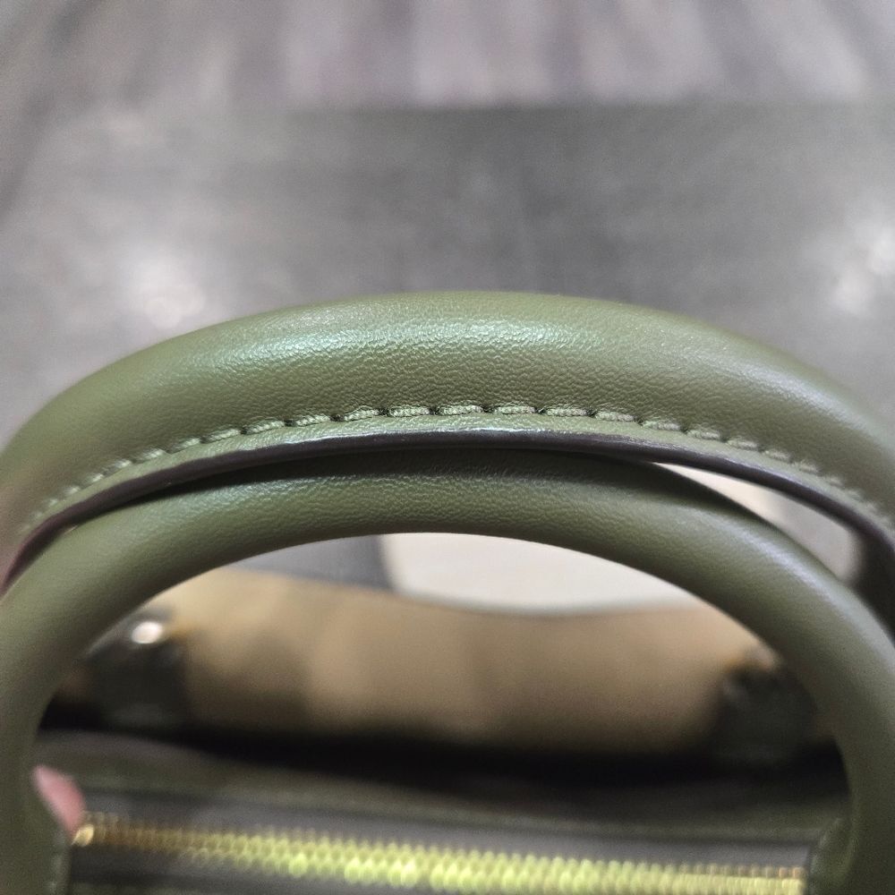 Michael Kors Reed Large Satchel Olive Green Pebbled Leather Bag 🛍️ - Picture 14 of 17